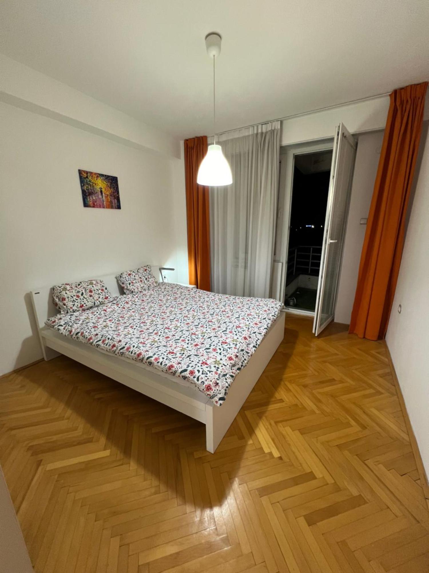 Karas Apartments Skopje Bagian luar foto