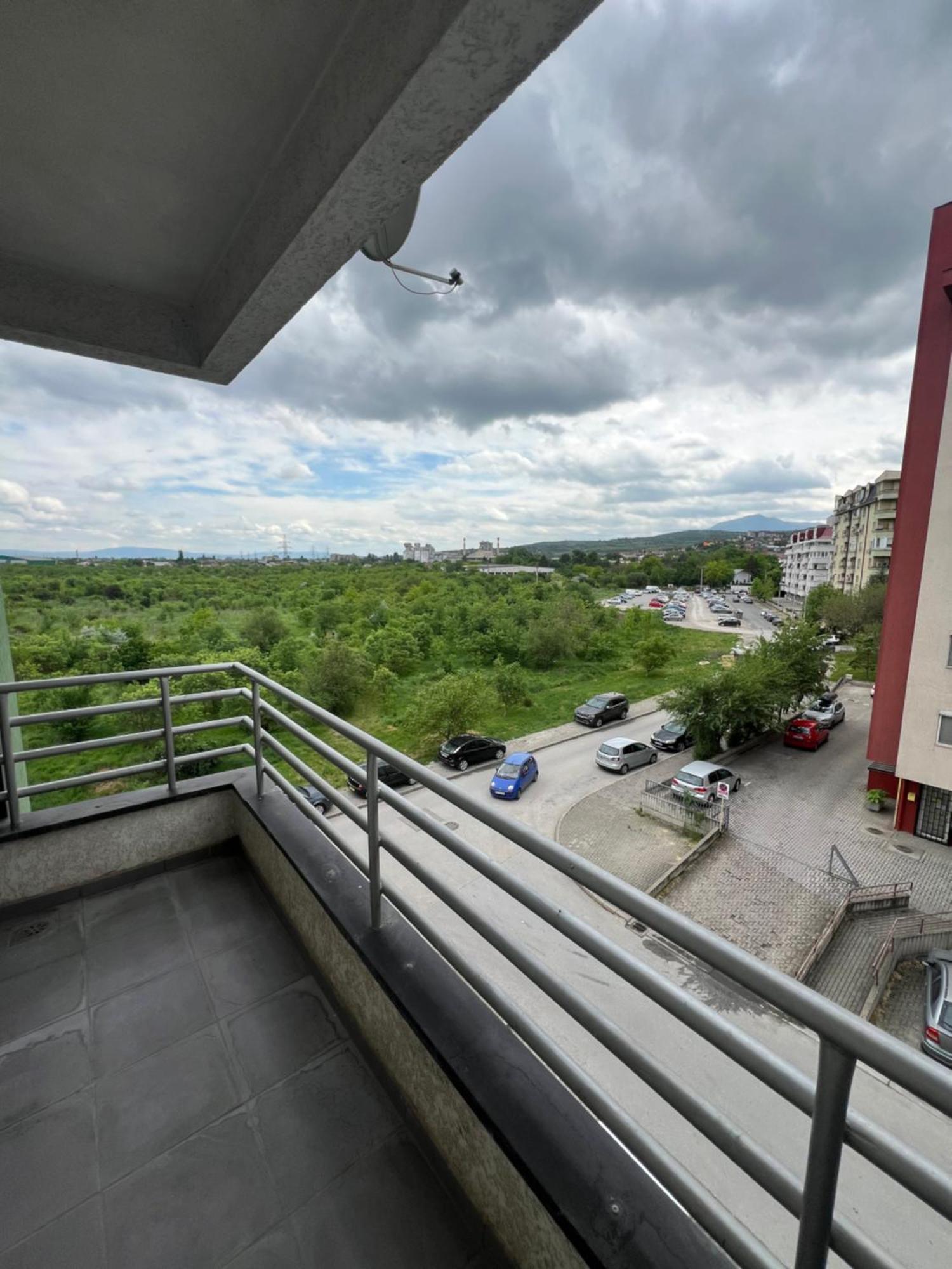 Karas Apartments Skopje Bagian luar foto