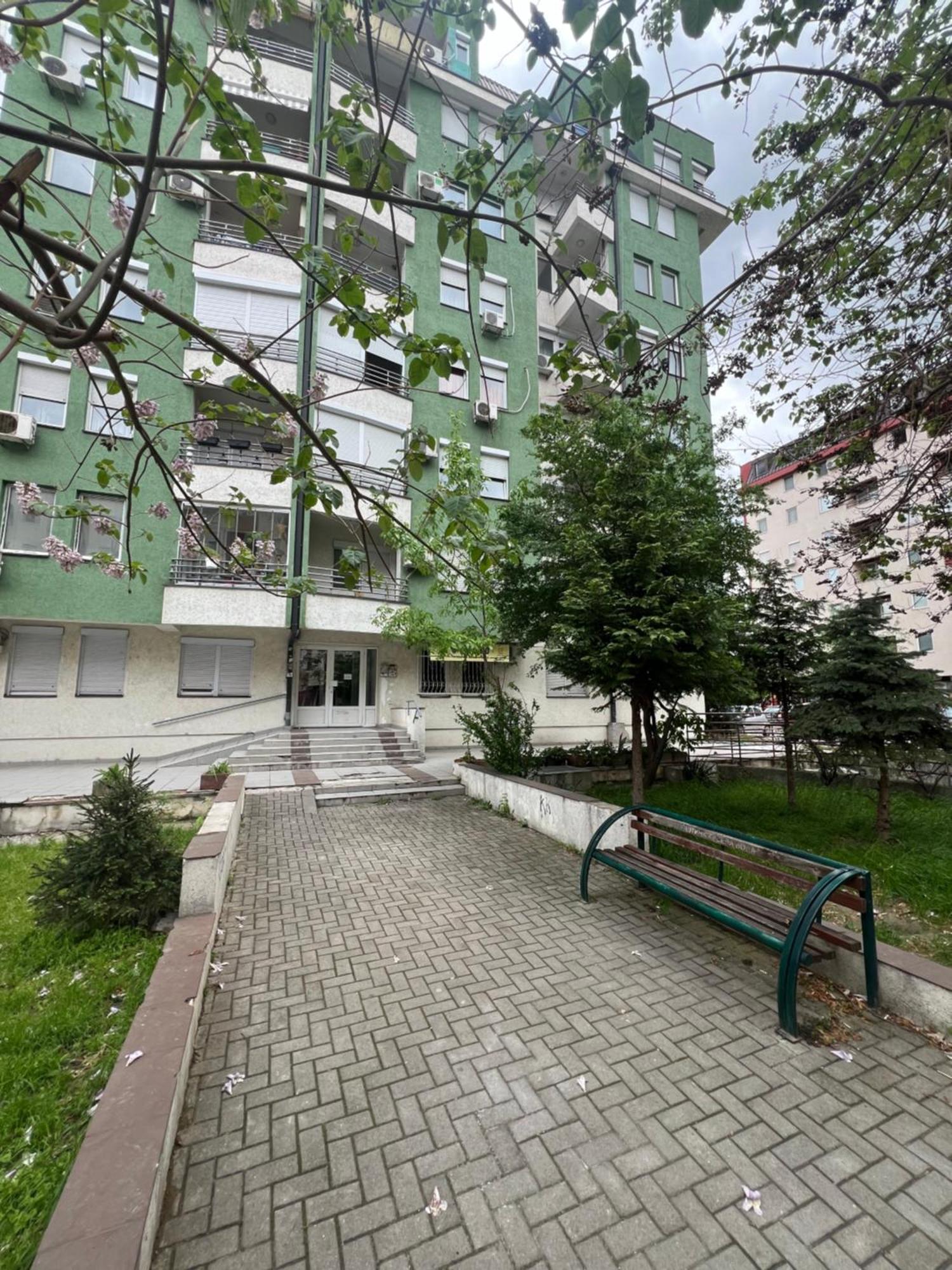 Karas Apartments Skopje Bagian luar foto